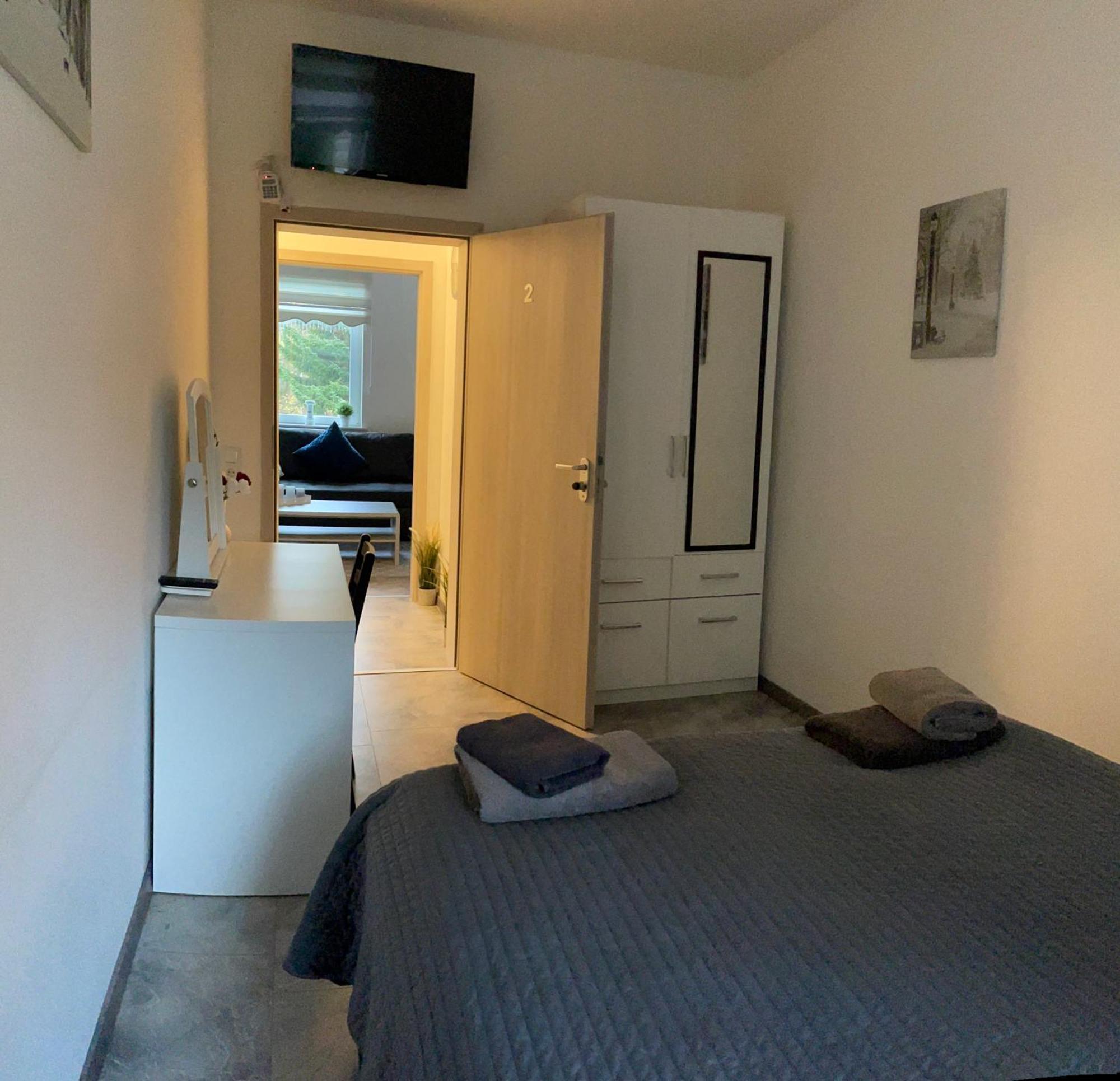 Werftstrasse 9A Aparthotel Kiel Ngoại thất bức ảnh