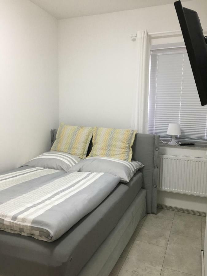 Werftstrasse 9A Aparthotel Kiel Ngoại thất bức ảnh