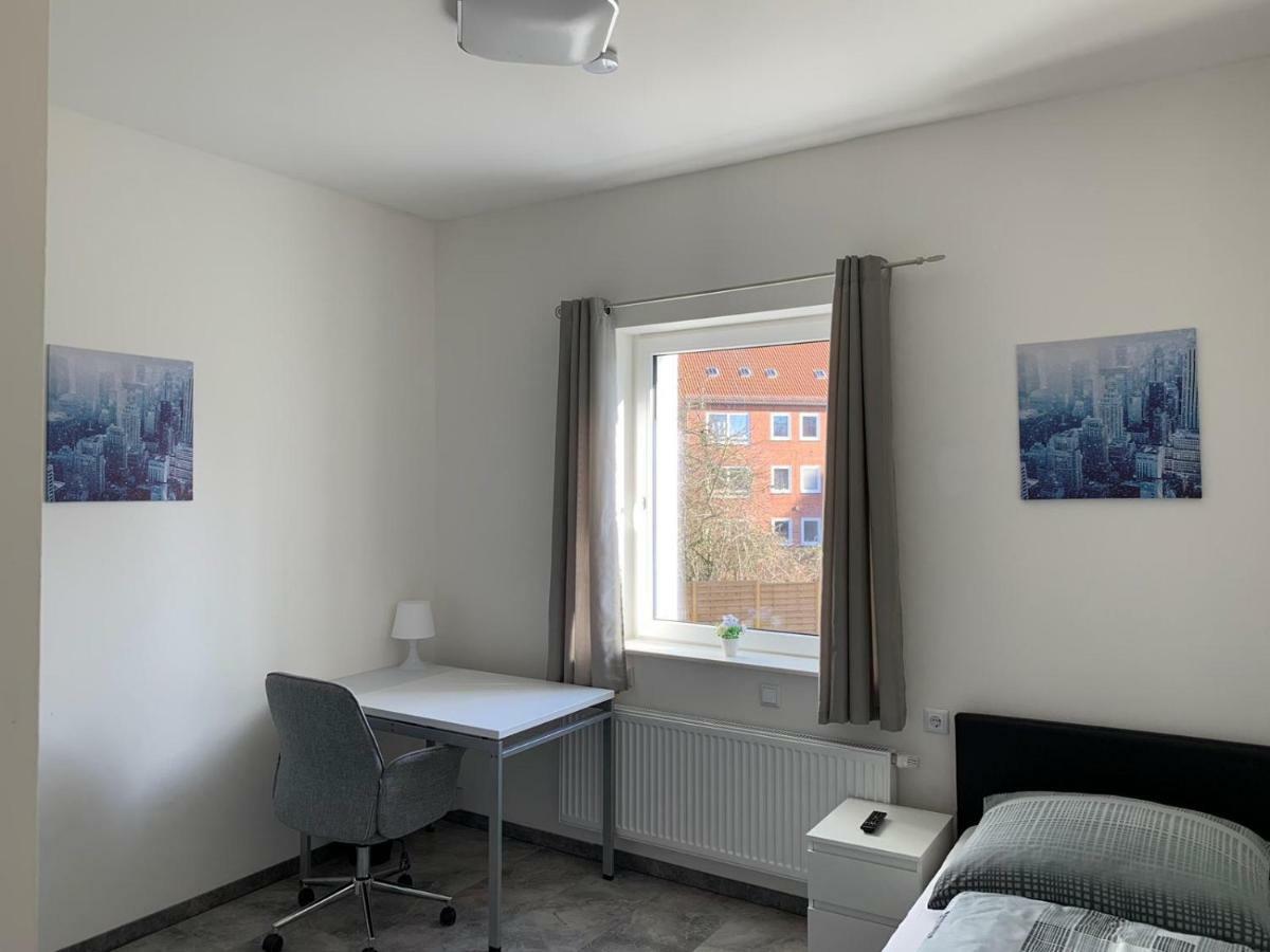 Werftstrasse 9A Aparthotel Kiel Ngoại thất bức ảnh